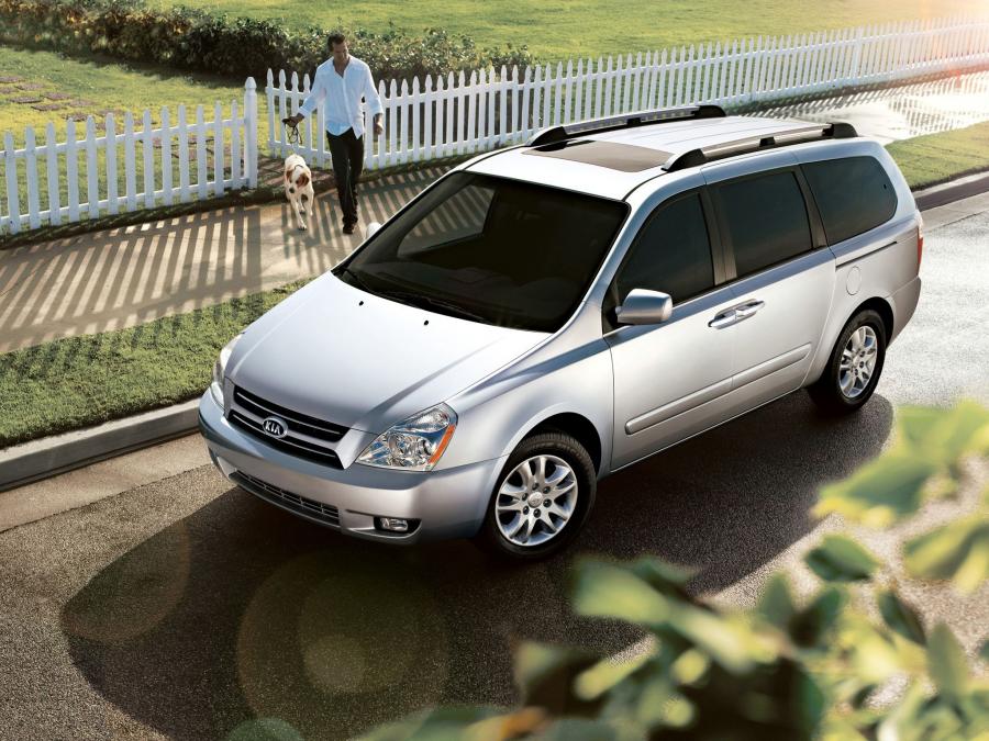  Kia Sedona LWB 2006 года  (фото 11 из 20)